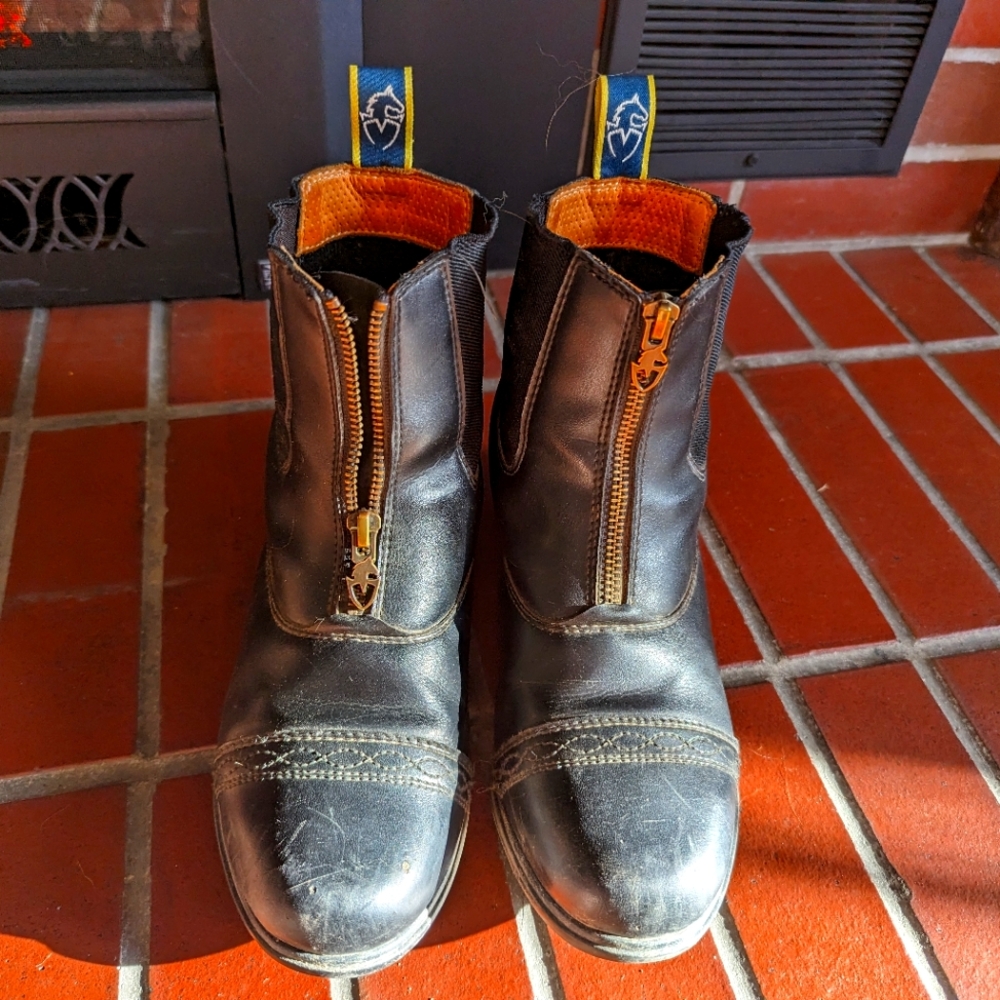 Ladies sizes 6 english paddock boots
